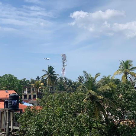 Lucky Transit Hotel - Katunayake Airport Exterior foto